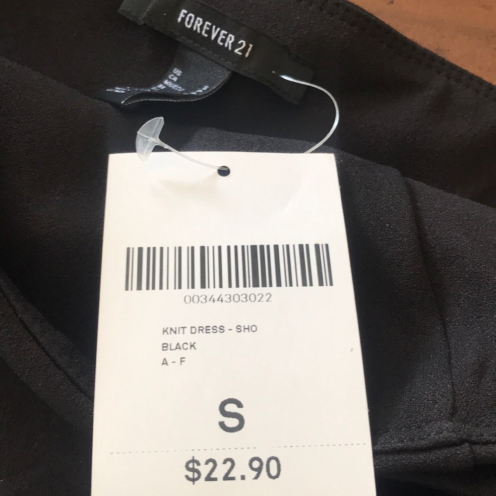 Forever 21 cutout LBD NWT - Picture 5 of 5